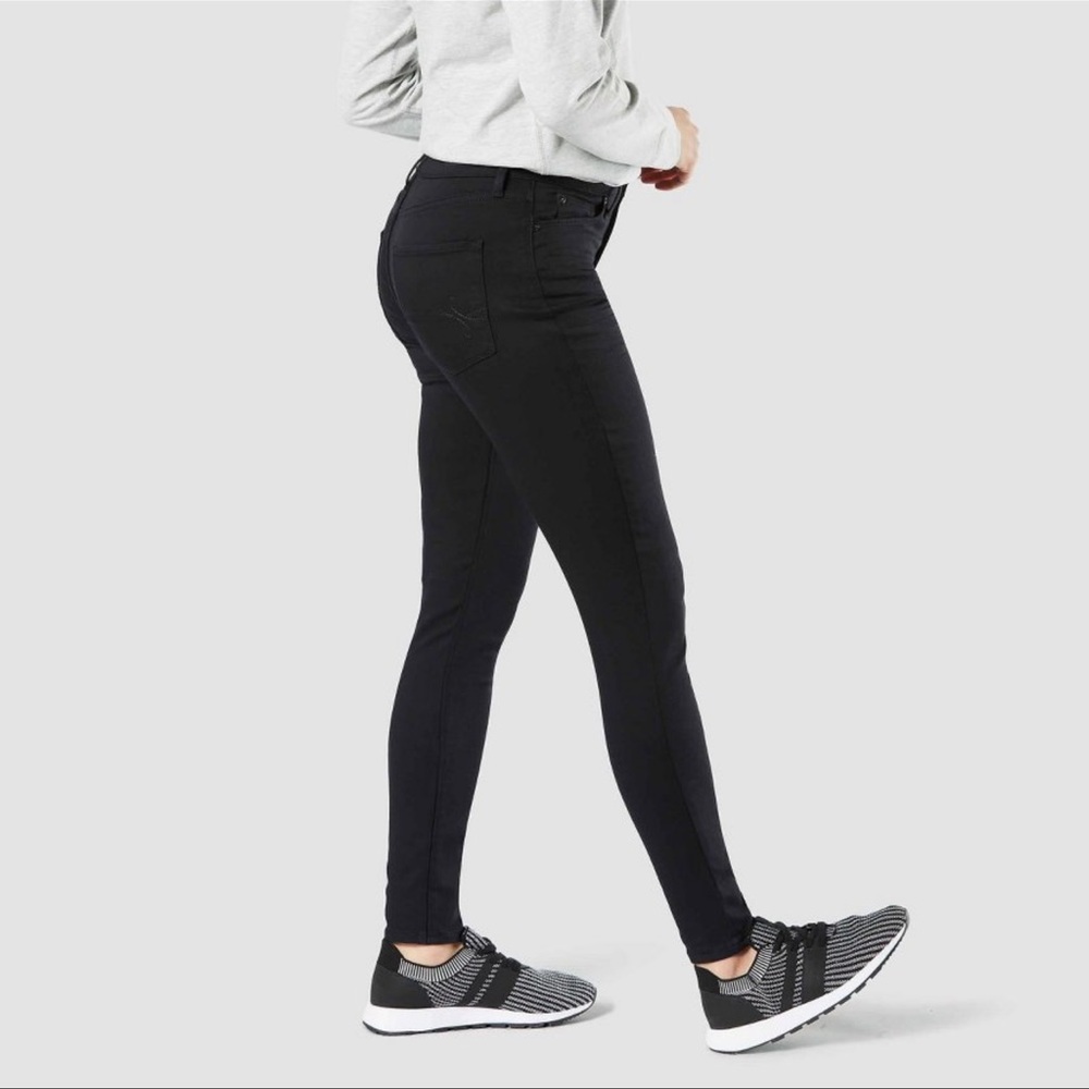 DENIZEN from Levi’s High Rise Skinny Jeans Black Size 12